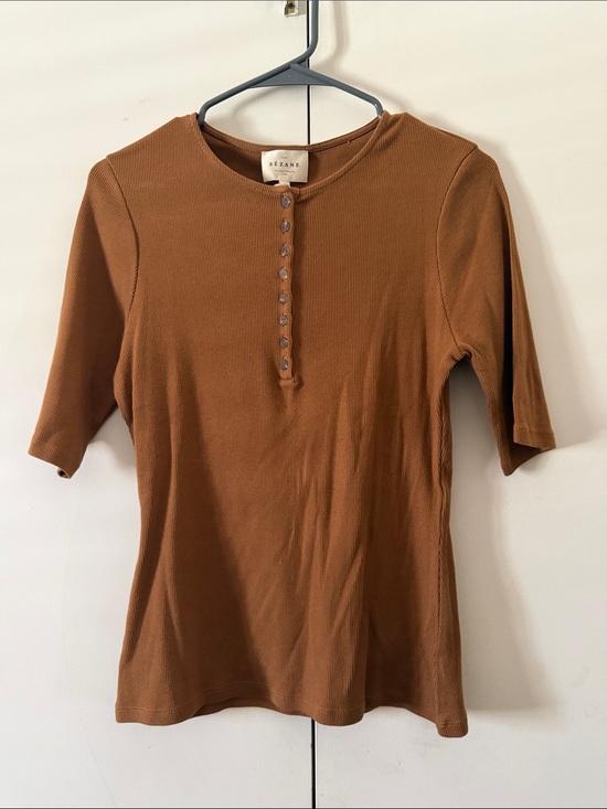 Sezane Tops - Sezane Cocoa Brown Ribbed Henley Tee